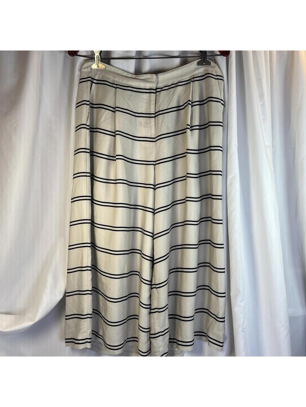 A|X Armani Exchange Women's Cream And Black Striped Palazzo Pants Sz 8 Inseam 20